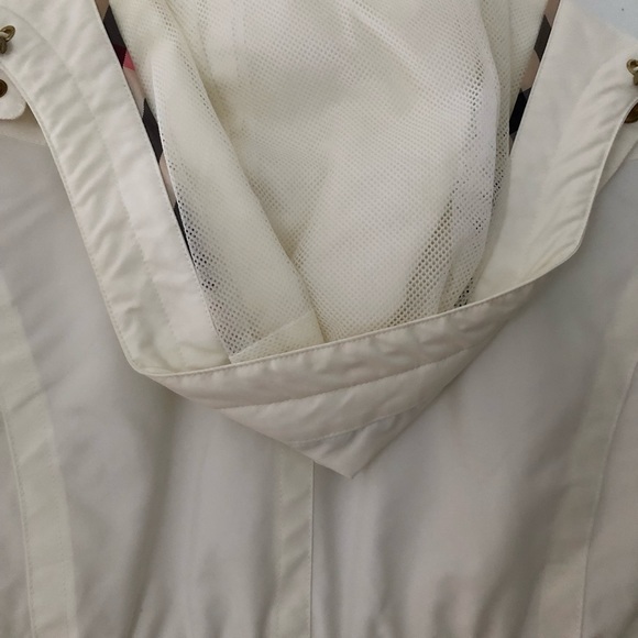 NWT Burberry Trench Coat - Picture 6 of 8